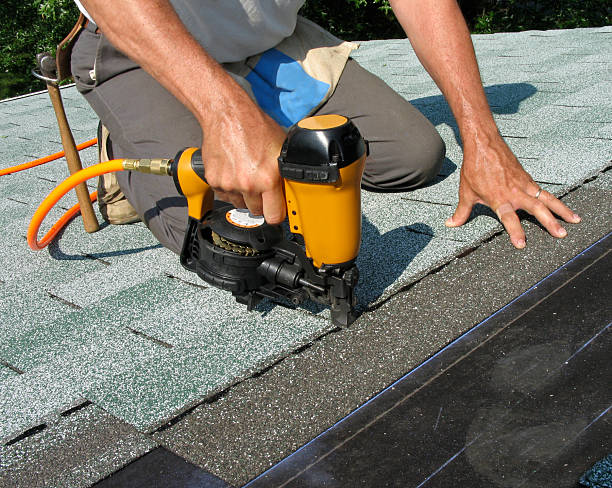 Quick and Trustworthy Emergency Roof Repair Services in Weaverville, NC